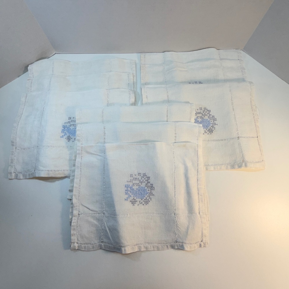 Vintage‎ Hand Embroidered Linen Placemats Cross Stitch Blue Hemstitch Set of 9